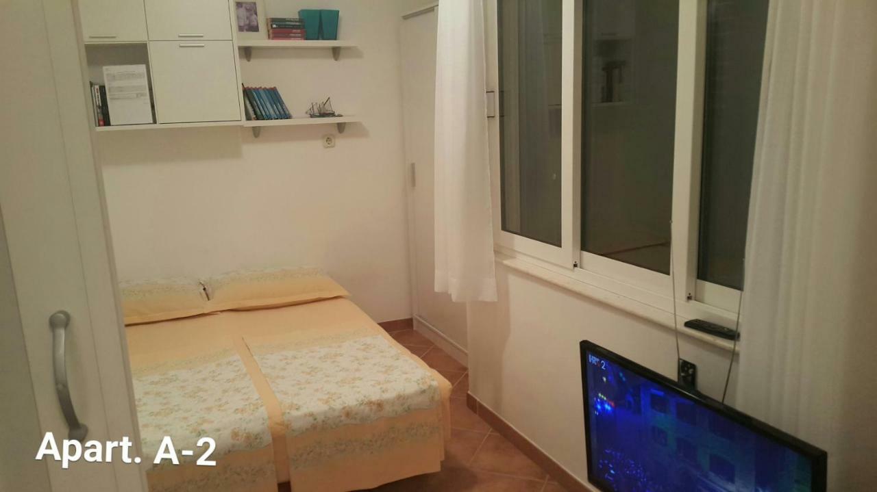 Apartmani A1 Marina, Okrug Gornji Трогір Екстер'єр фото